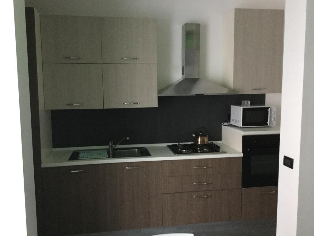 バレストラーテCasa Gli Archiアパートメント エクステリア 写真